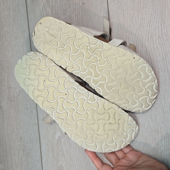 Birki's by Birkenstock Women Sandals Flats shoes sz 38/7 Narrow - Picture 11 of 14
